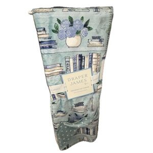 NWT Draper James by Reese Witherspoon Book Club Book Lover Throw Blanket